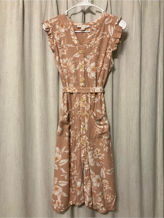 Monteau Dresses & Skirts - Monteau Floral Midi Dress